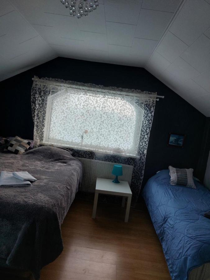 Njarthvik Twin Room With Shared Bathroom المظهر الخارجي الصورة